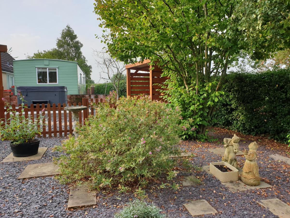 Ruth's Rest Country Retreat With Private Hot Tub Shrewsbury