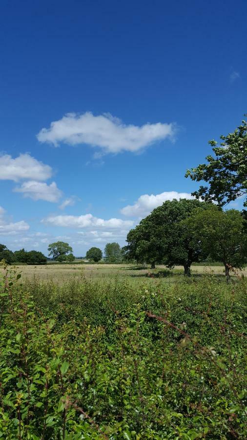 Ruth's Rest Country Retreat With Private Hot Tub Shrewsbury